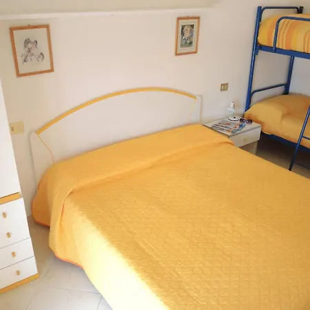 Lovely Flat With Shared Pool - Beahost